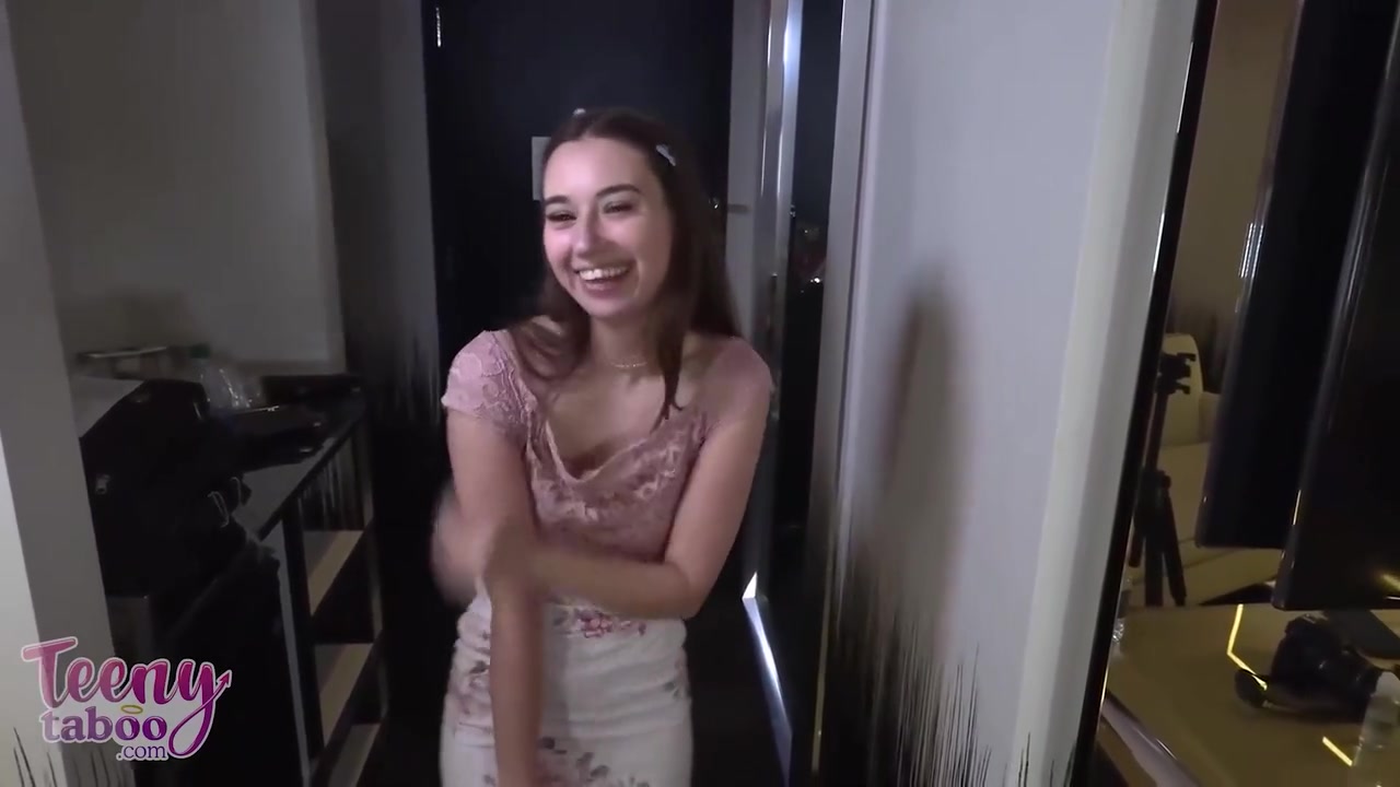 Nicole Auclaire Really Loves The Taste Of Mature Dicks Like Seth Brogans!