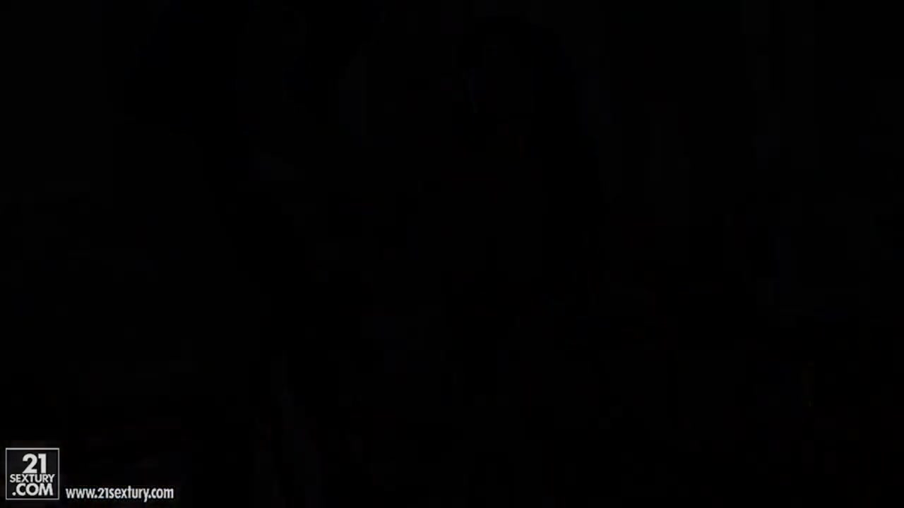 Large titted Prensley doing everything in order: drills her ass with a toy, sucks and gets fucked
