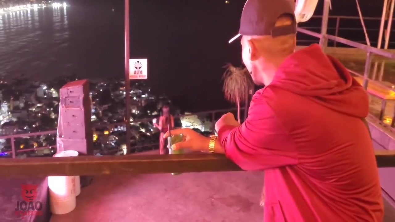 Conheci Na Festa E Ja Levei Ao Motel Pra Fuder Comigo Ainda Liberou O Cuzinho Apertado E 5 Min - Mia Khalifa And Amanda Souza