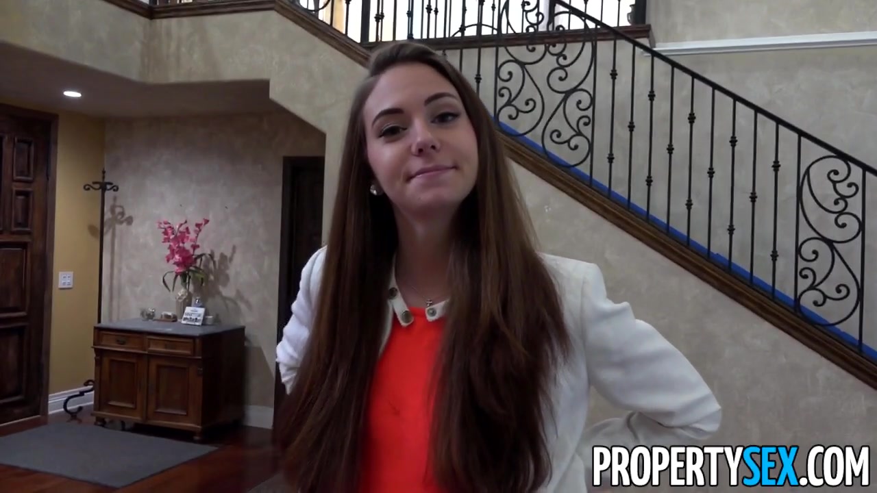 PropertySex Real Estate Agent Scarlett Datz Fucks Film Producer