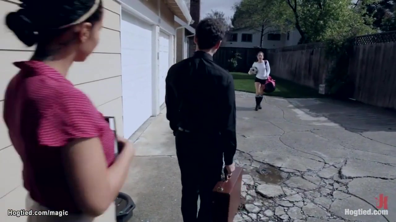 Reverend Fucking Stepmom And teen 18+