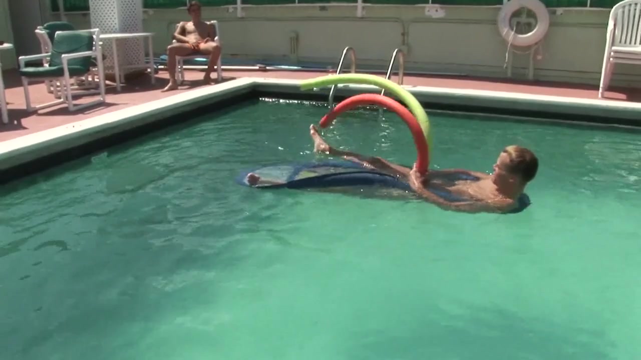 Hollywood Beach Boys Ep3 - FemdomAustriaBoys