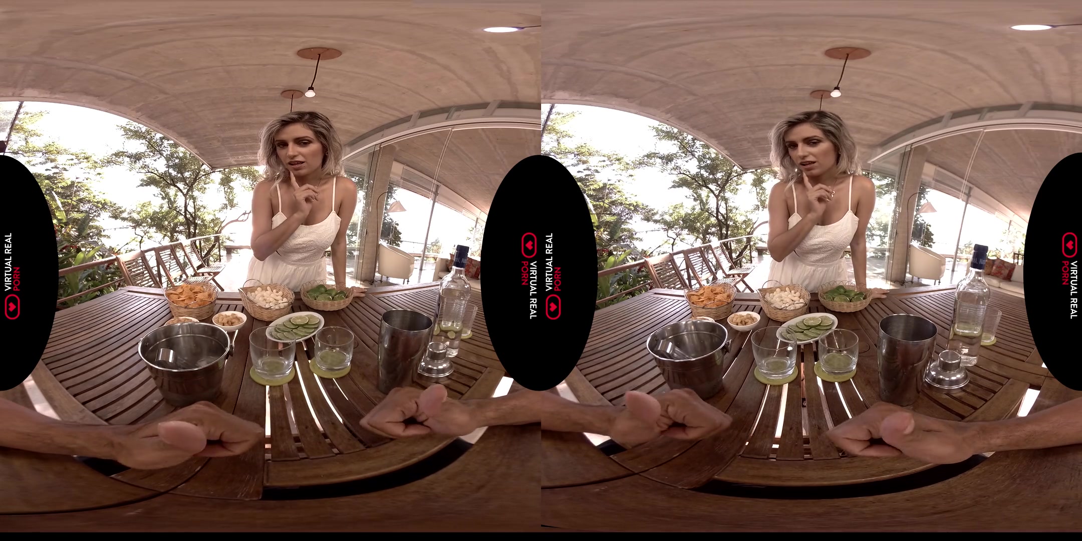 Mia Linz in Lemon Is The New Charm - VirtualRealPorn