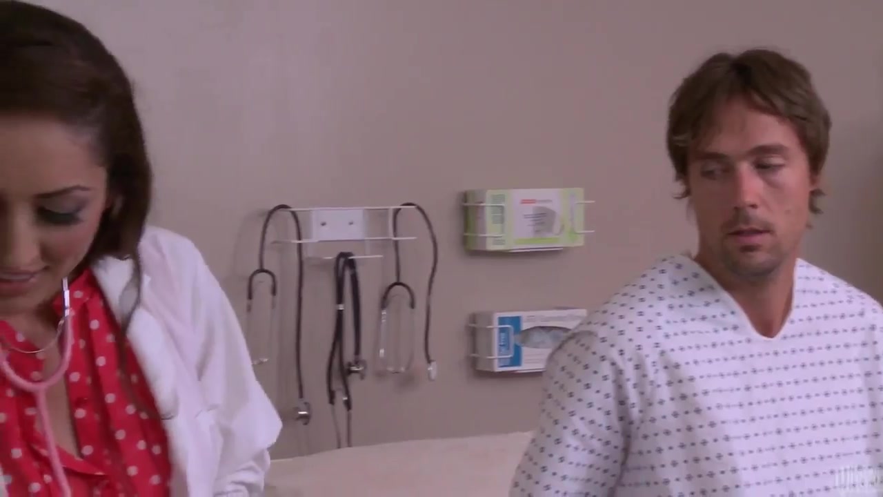 Sweet babe doctor Angelica is gonna fuck her patient