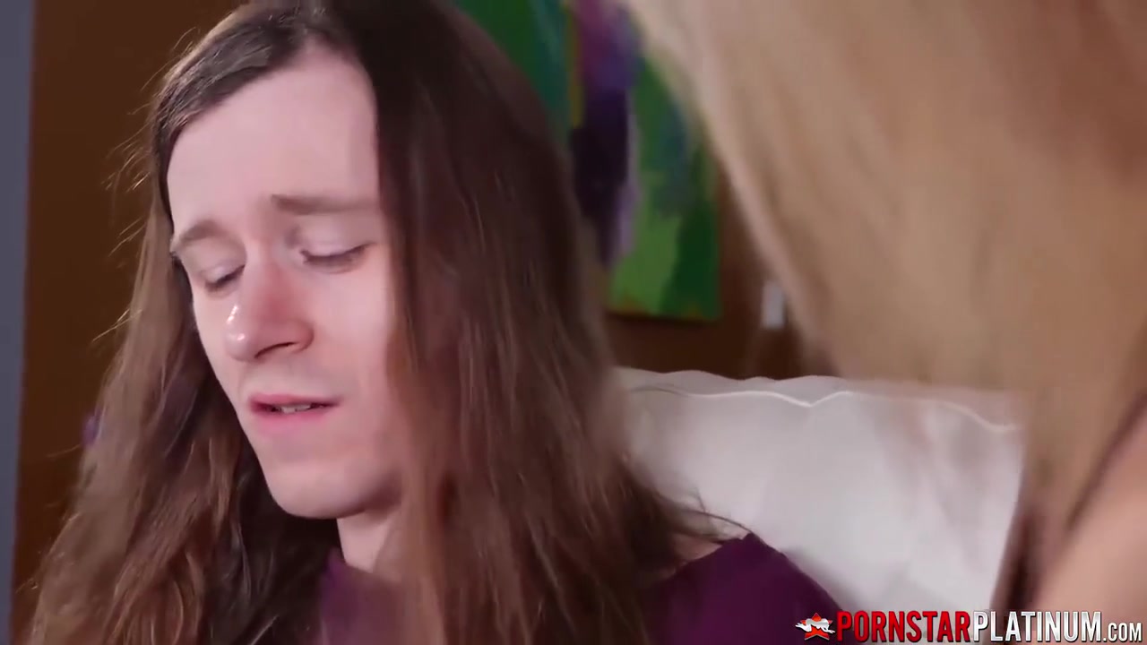 Milf Blows Cock Before With Conor Coxxx And Erica Lauren