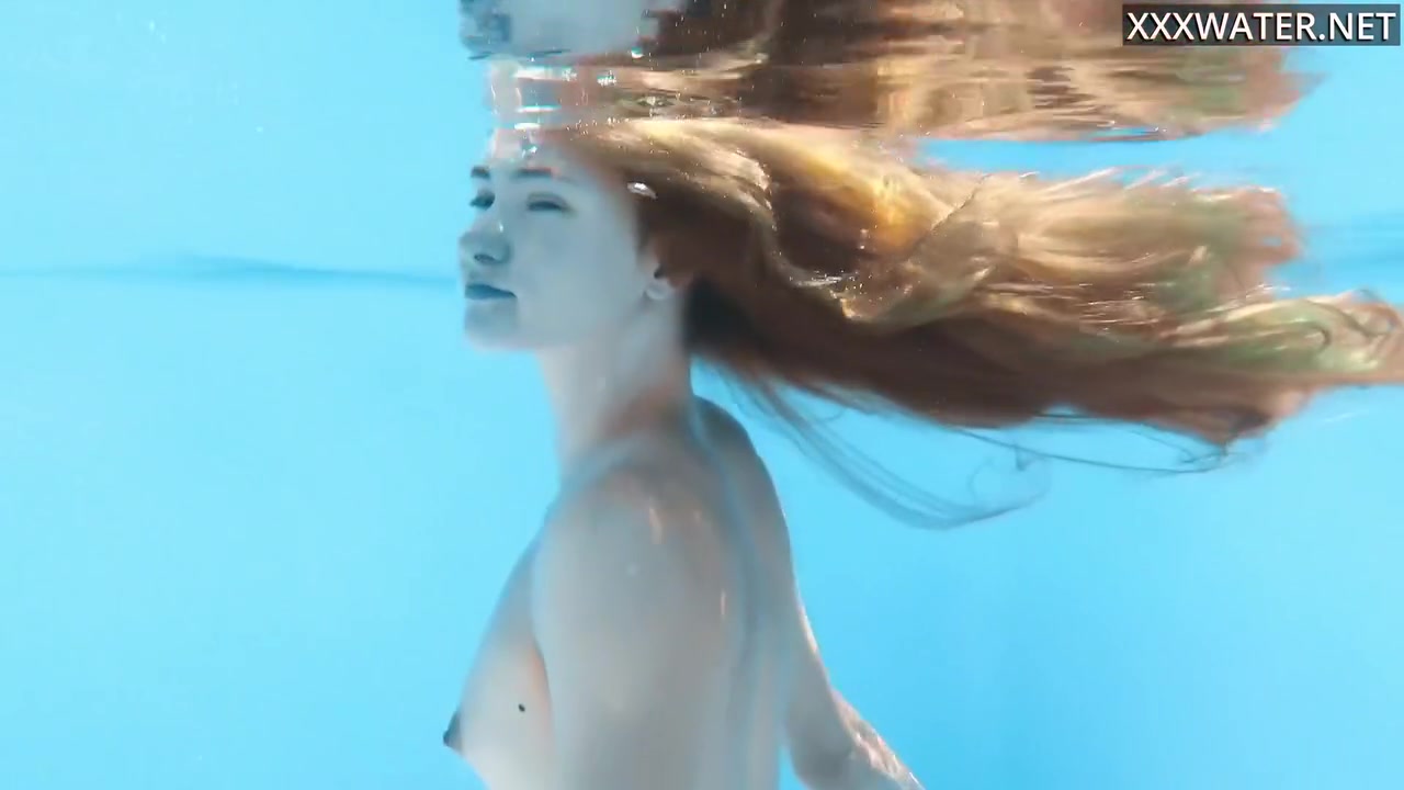 Petite teen 18+ Endures The Free Naked Swimming - Ivi Rein