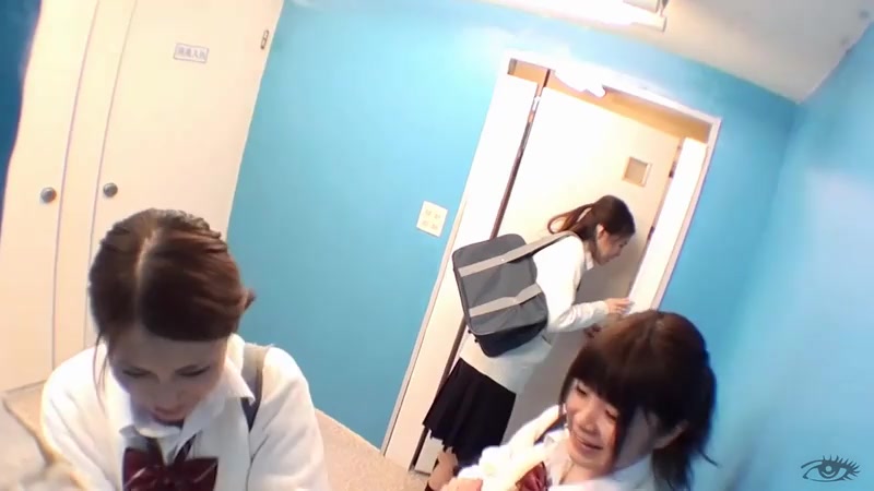 A School Of Pissing Fish - PissJapanTV