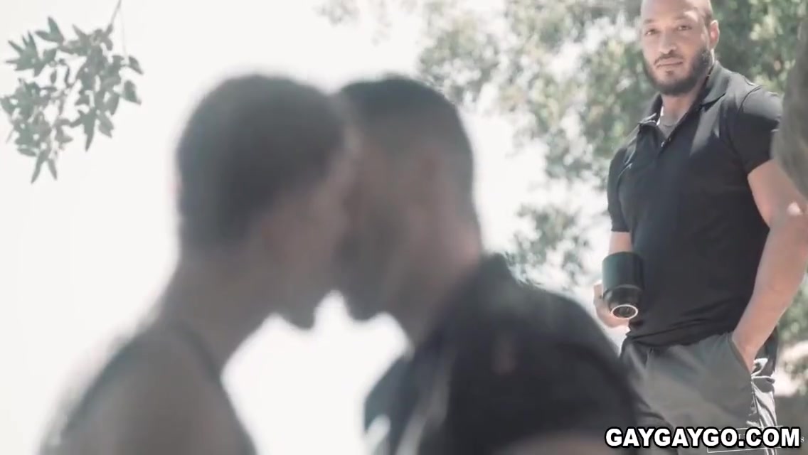 Julius Didnt Know The Real Intentions Of The Welcoming Staffs 7 Min With Gay Porn