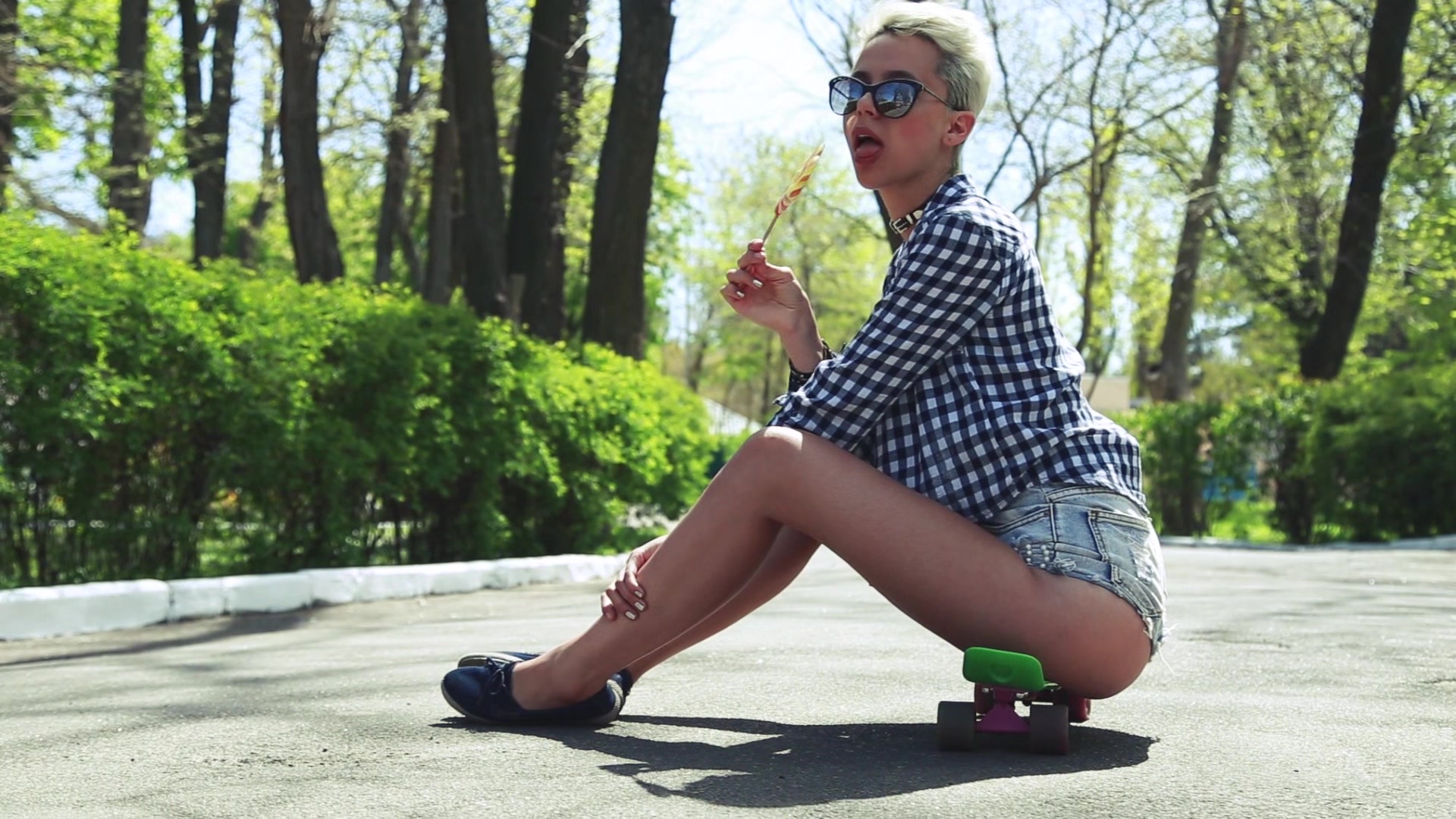 Summer Moments - Lilly D - TheLifeErotic