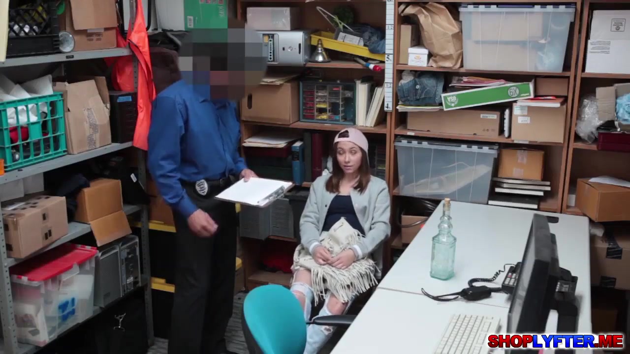 Thief Hayden Hennessey Deserves A Hot Fuck
