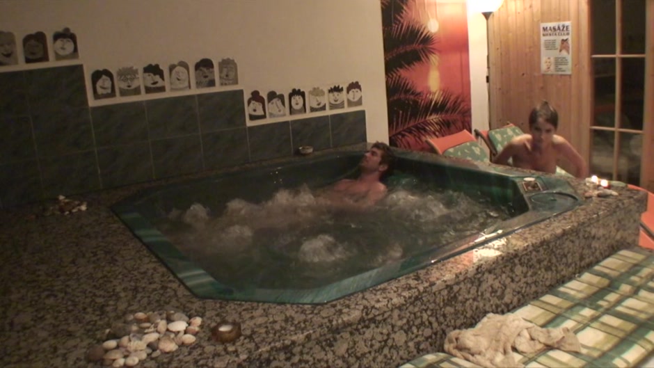 Nessa Devil in hot amateur couple having hardcore sex in a pool