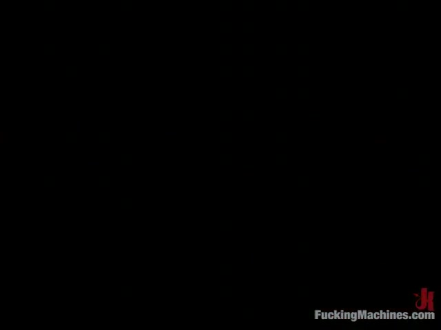Lyssa in Fuckingmachines Video