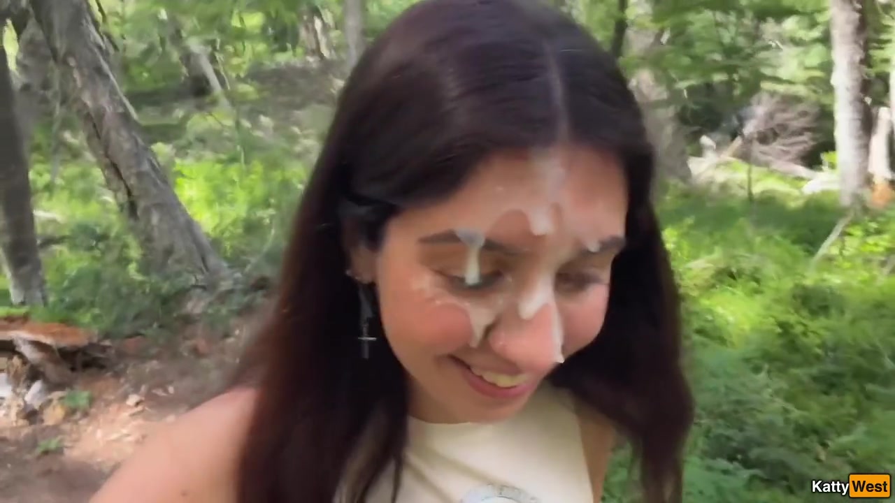 Cute Travel Companion Offers Blowjob And Sex On A Mountain Hike - Risky Public Sex Cumwalk With Katty West