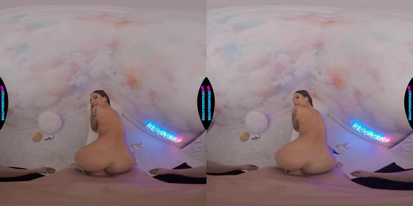 April Olsen Wants You To Show You How She Can Fit Your Cock In Her Ass