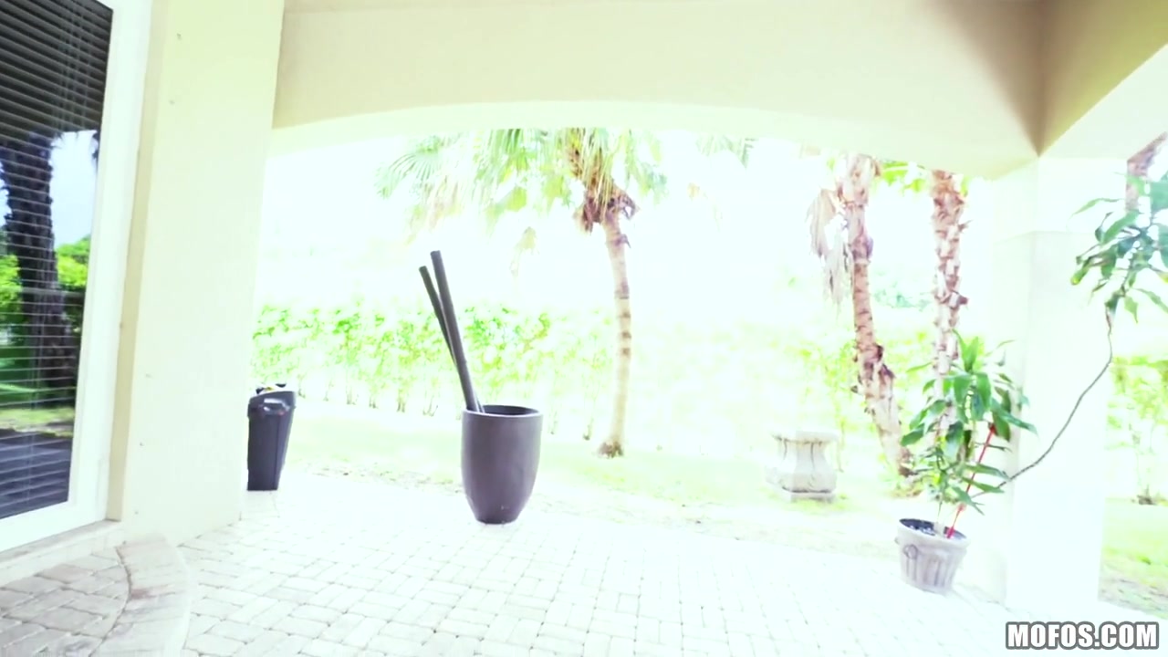 Victoria Valencia in Sunbathing Latina Gets Pranked - LatinaSexTapes