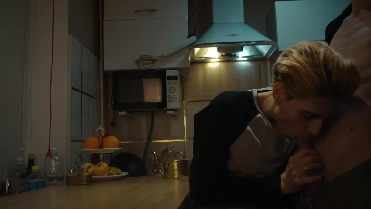 Hot Sex On The Kitchen Table