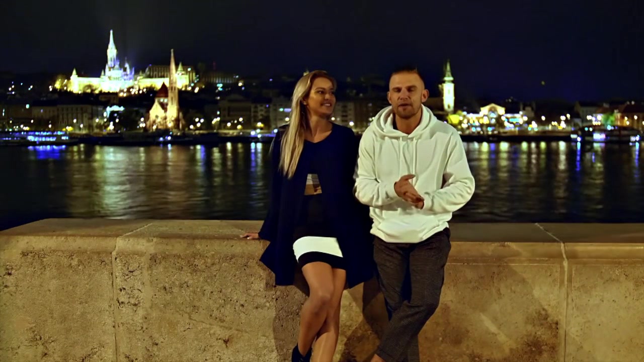 The very special lesson of the sports teacher Alysha… - Jacquie et Michel TV