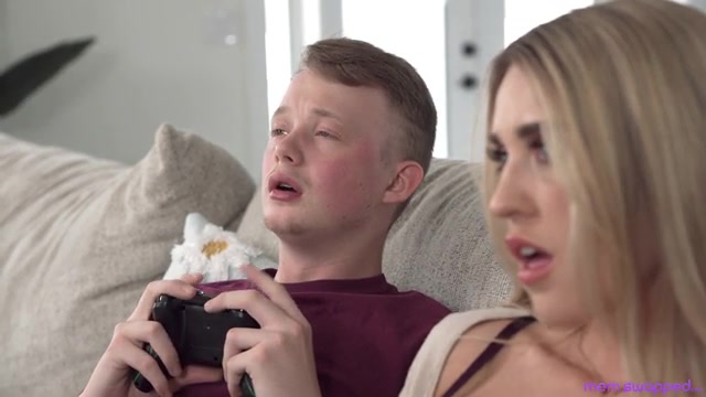 Getting To Know Our Stepmoms - S2:E4 - Momlover