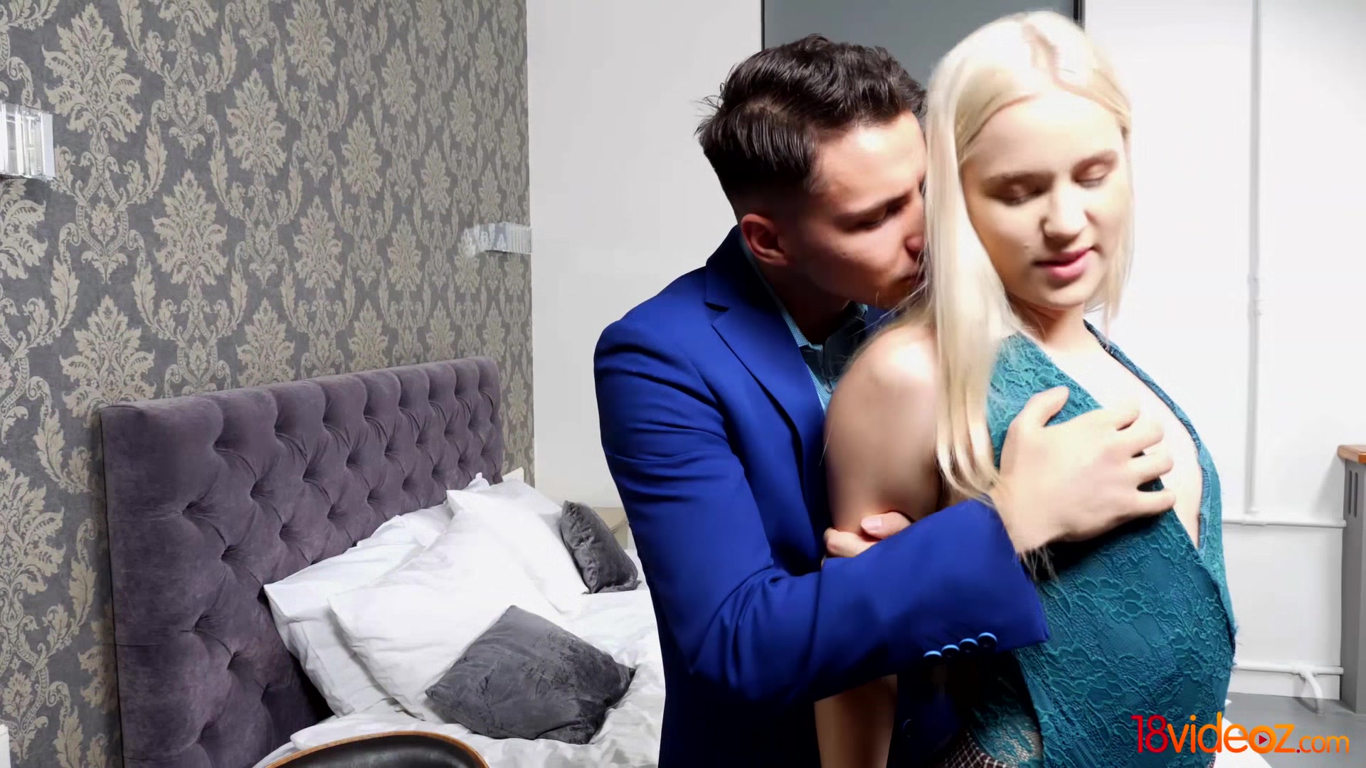 18videoz - Nikki Hill - Hot blonde is great at fucking