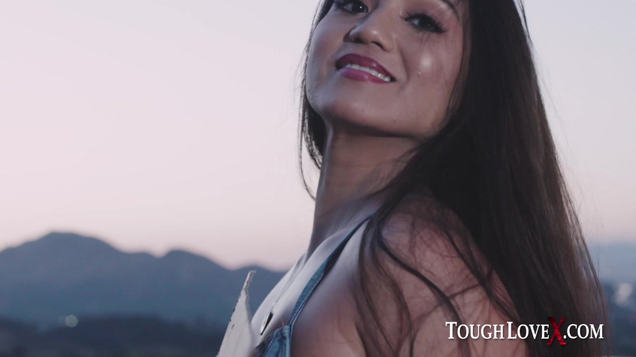 Lana Violet - Suckin Fuckin Truckin