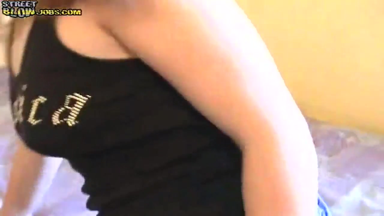Daisy gives head to Rob in pov
