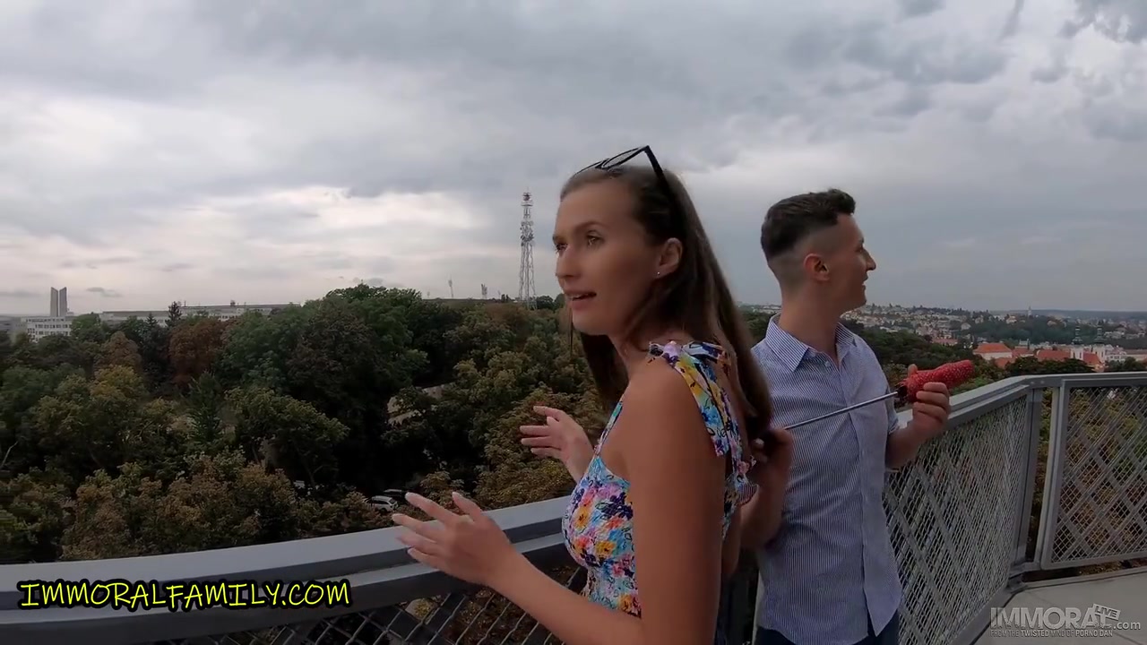 Matt Bird, Stacy Cruz And Charlie Dean - Stepsister Fucks Tour Guide In Front Of Stepbrother 4k