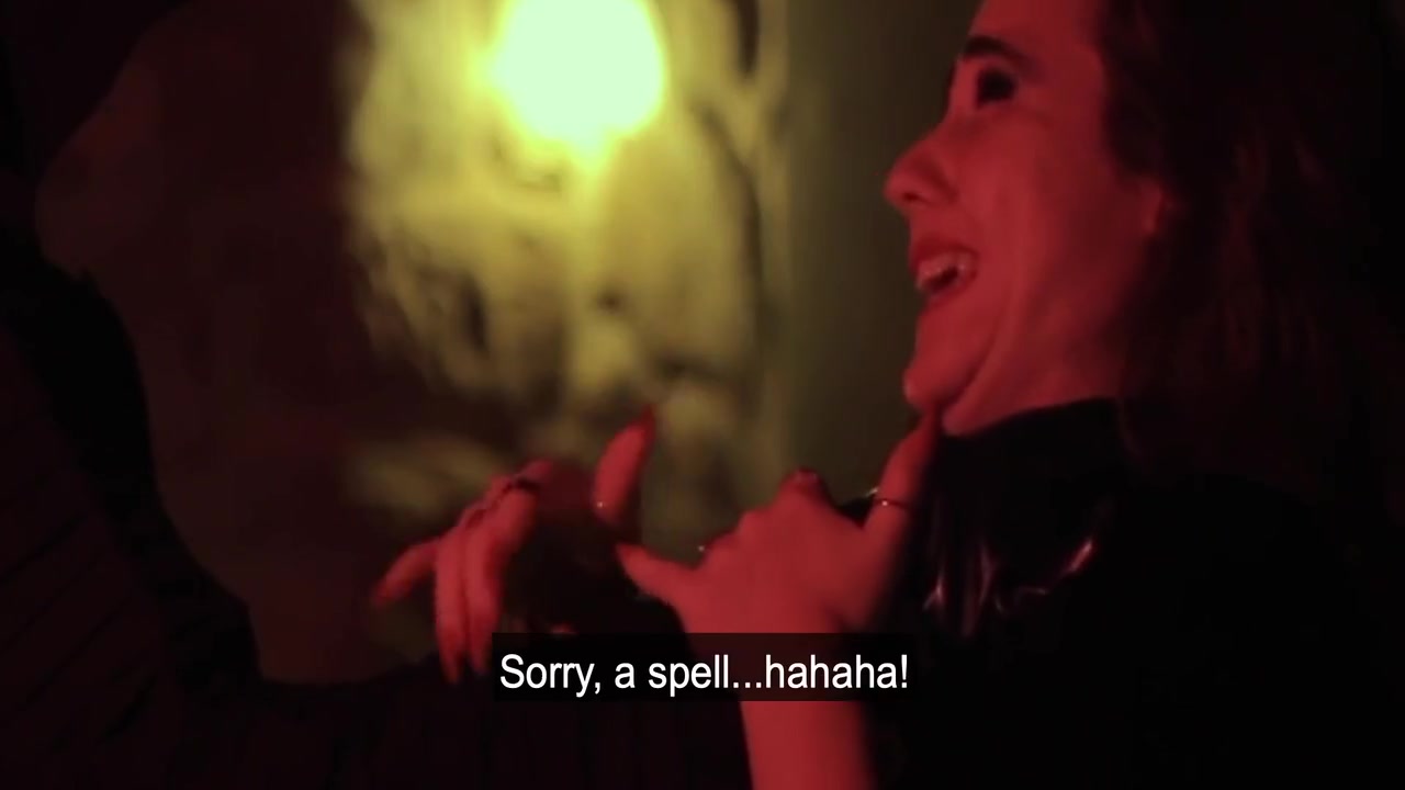 The Witch Must Not Scape. Especial Halloween! 6 Min