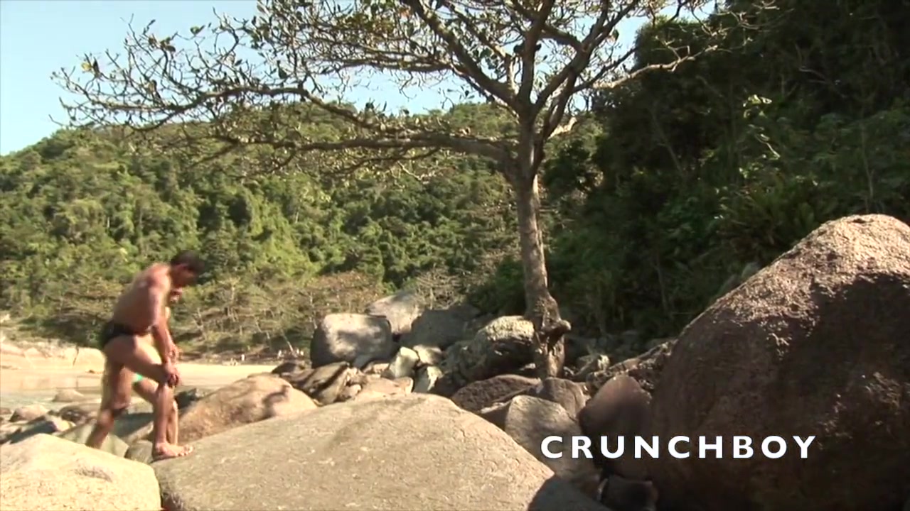 Latino Fucked Raw In Beach For Sex - CrunchFrenchBareback