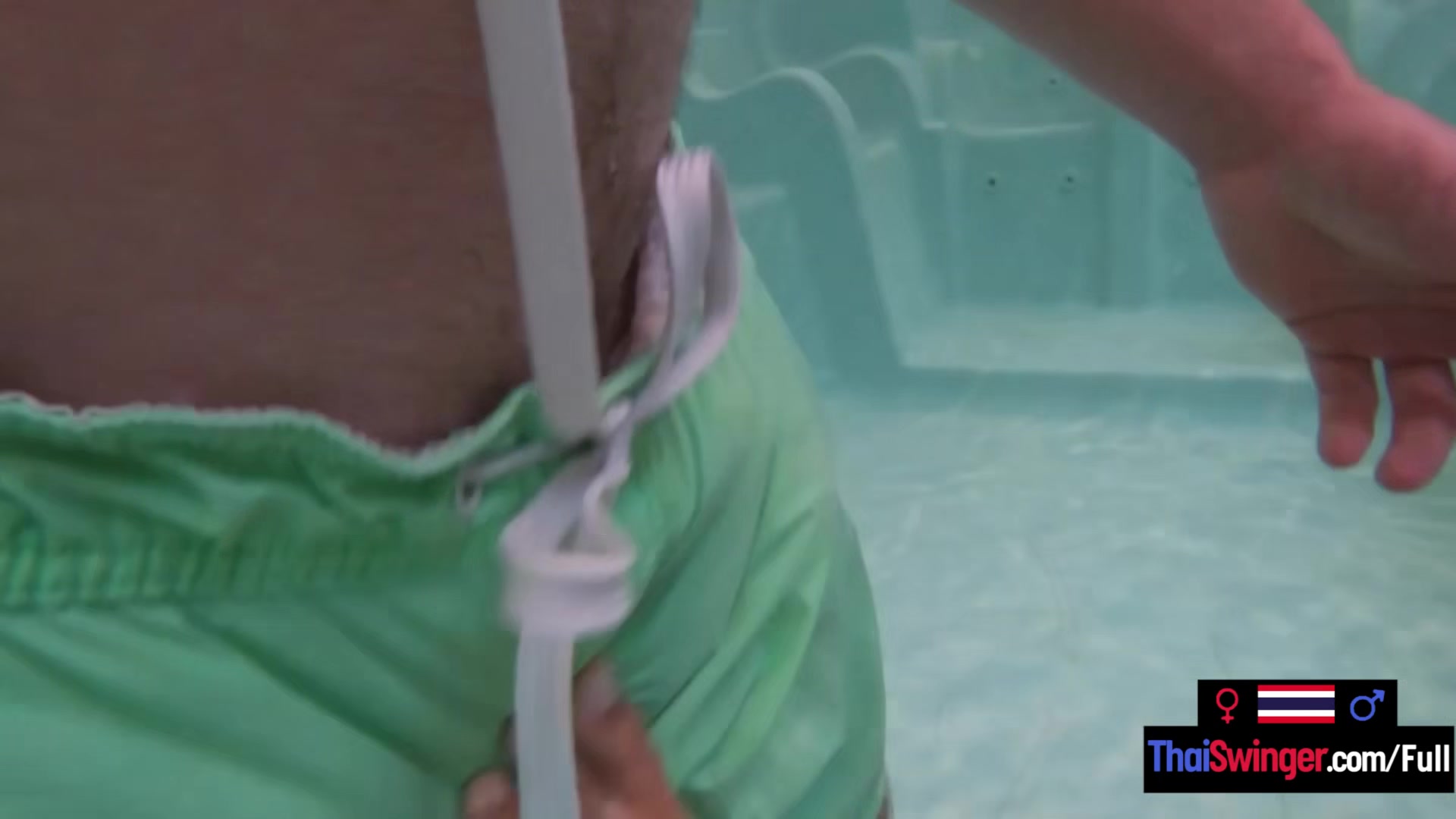 Amateur teen 18+ couple with big ass Thai girlfriend having fun in the jacuzzi