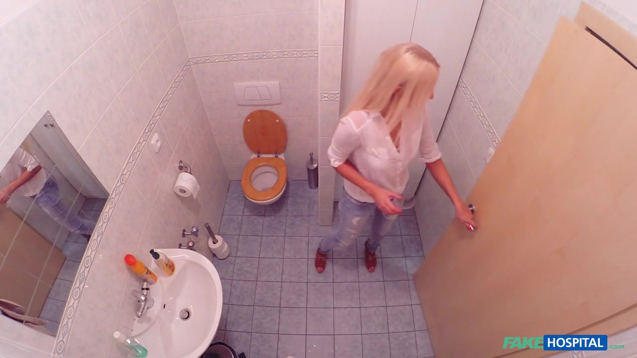 Karol in Doctors sexy blonde ovulating wife comes into his office demanding his baby batter - FakeHospital