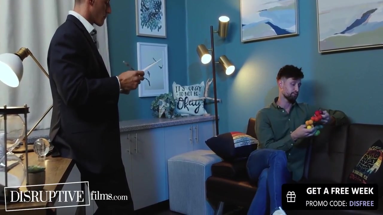 Therapist Fists, Fucks & Gapes Kinky Patient 20 Min With Jax Thirio And Drew Dixon