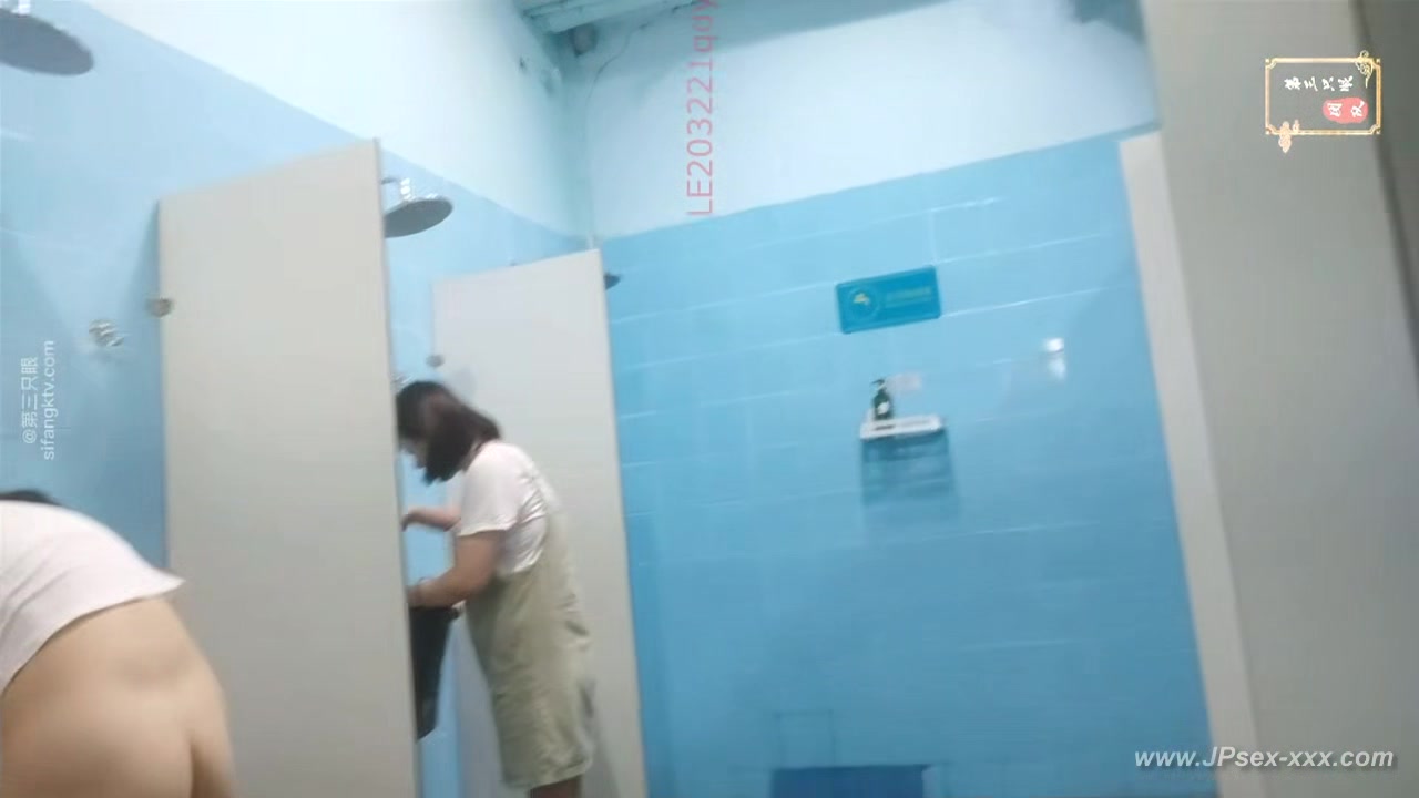 chinese public bathroom.59