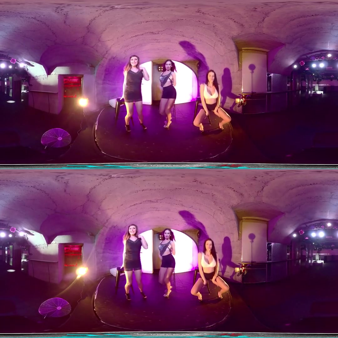 Kinga & Nicole & Sofia Striponstage - ReeVR