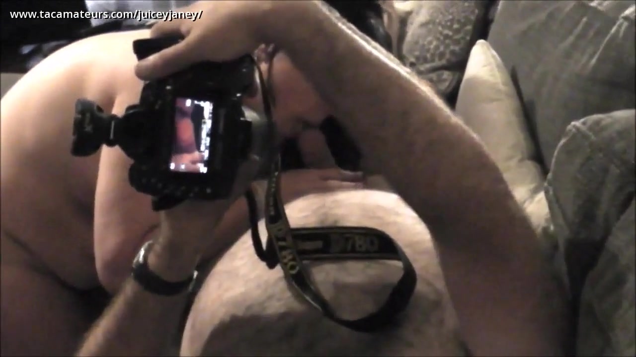 Cumming For The Cameraman - JuiceyJaney