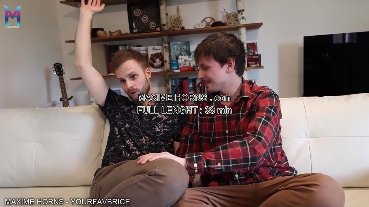 I Get Fucked Bareback With Passion By A Sexy French Bisexual Twink - Maxime Horns