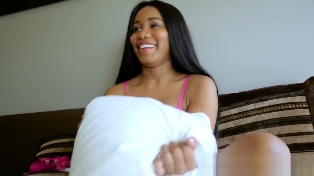 Ebony stepsis sucks cock