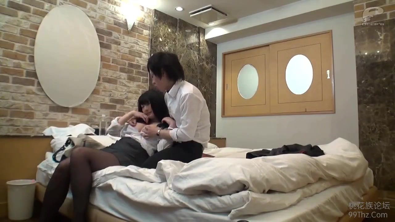 241123一般の男女のモニタリング動画f1