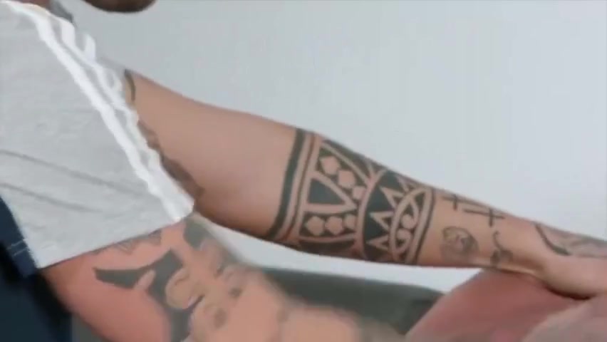Muscular Guy Needs Rough Fuck