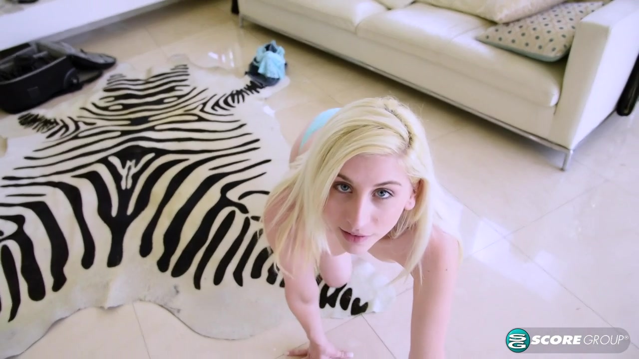 She's Fucking Crazy - Naughtymag