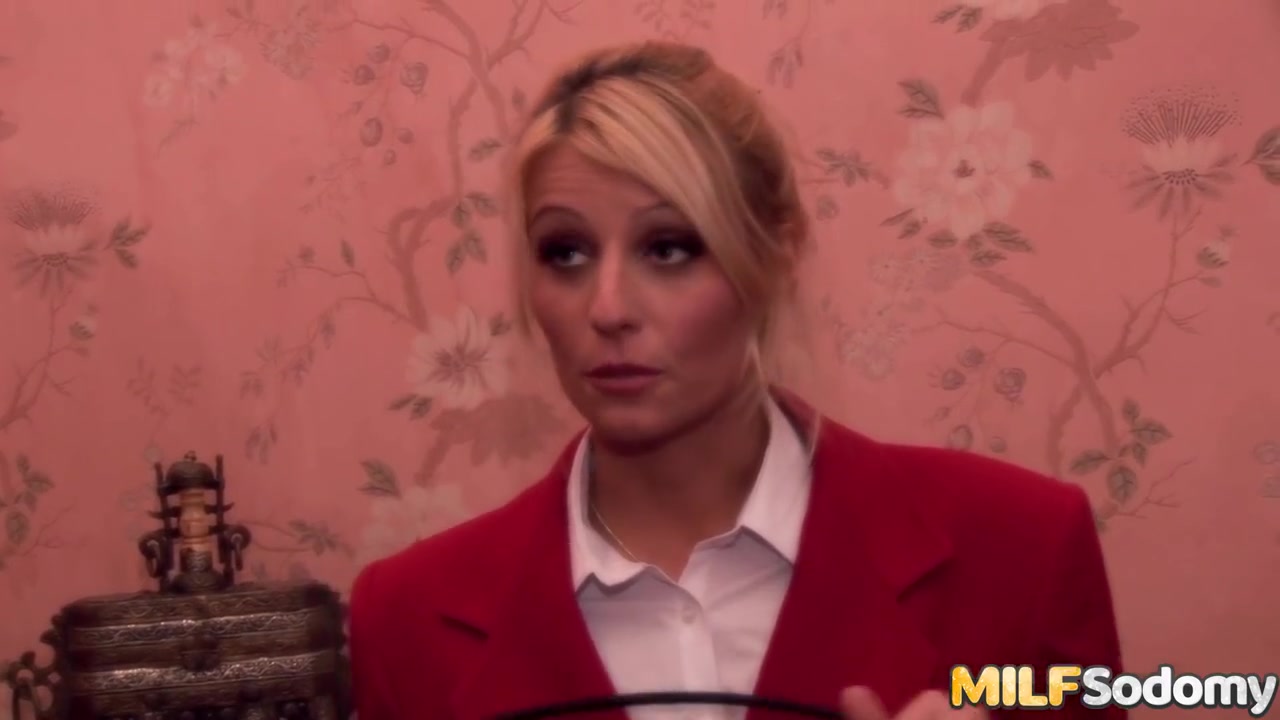 Blonde Milf Has Every Hole Filled - Melissa Black