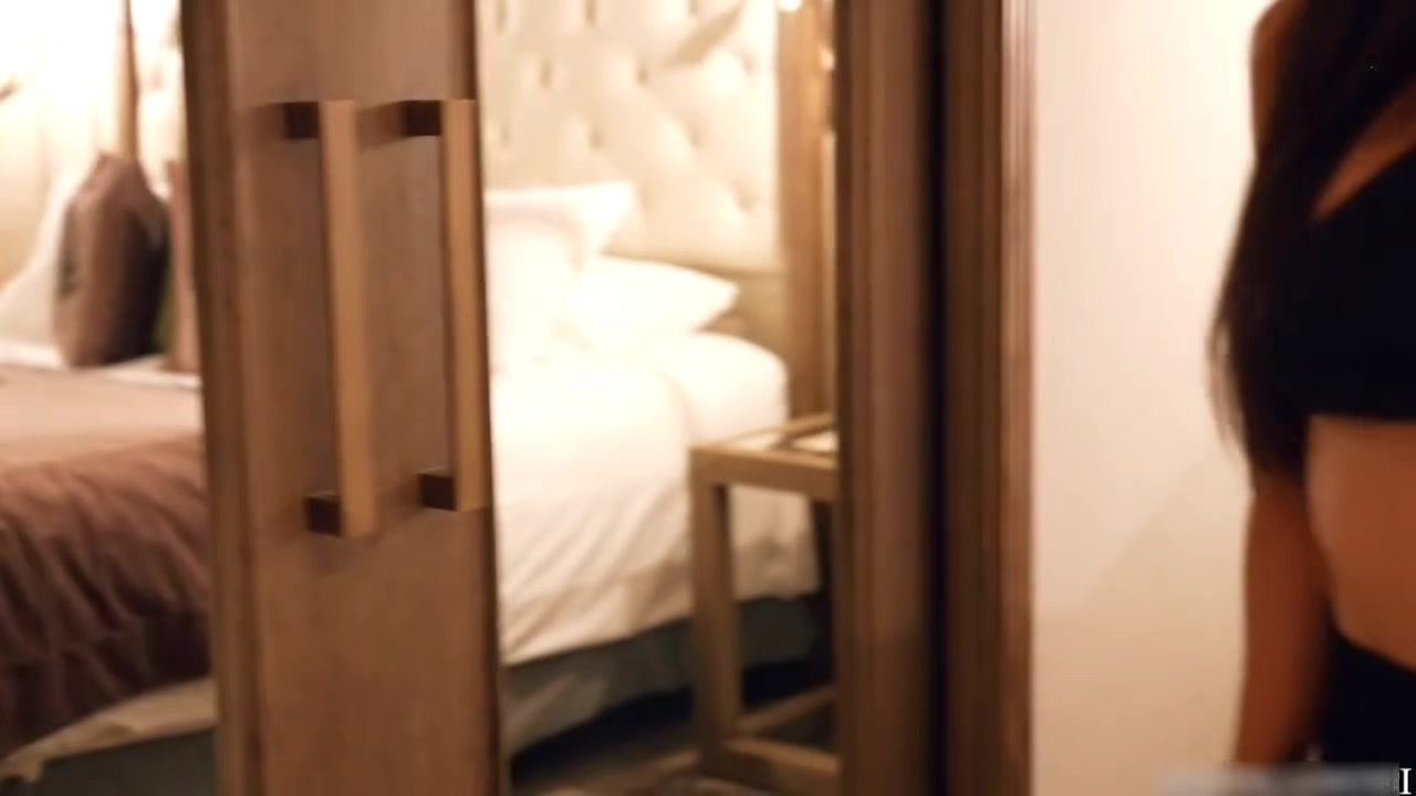 Record Of The Beautiful Hot Skinny Brunette Eating Cum After Dinner In The Hotel Room - Sophia Kevin