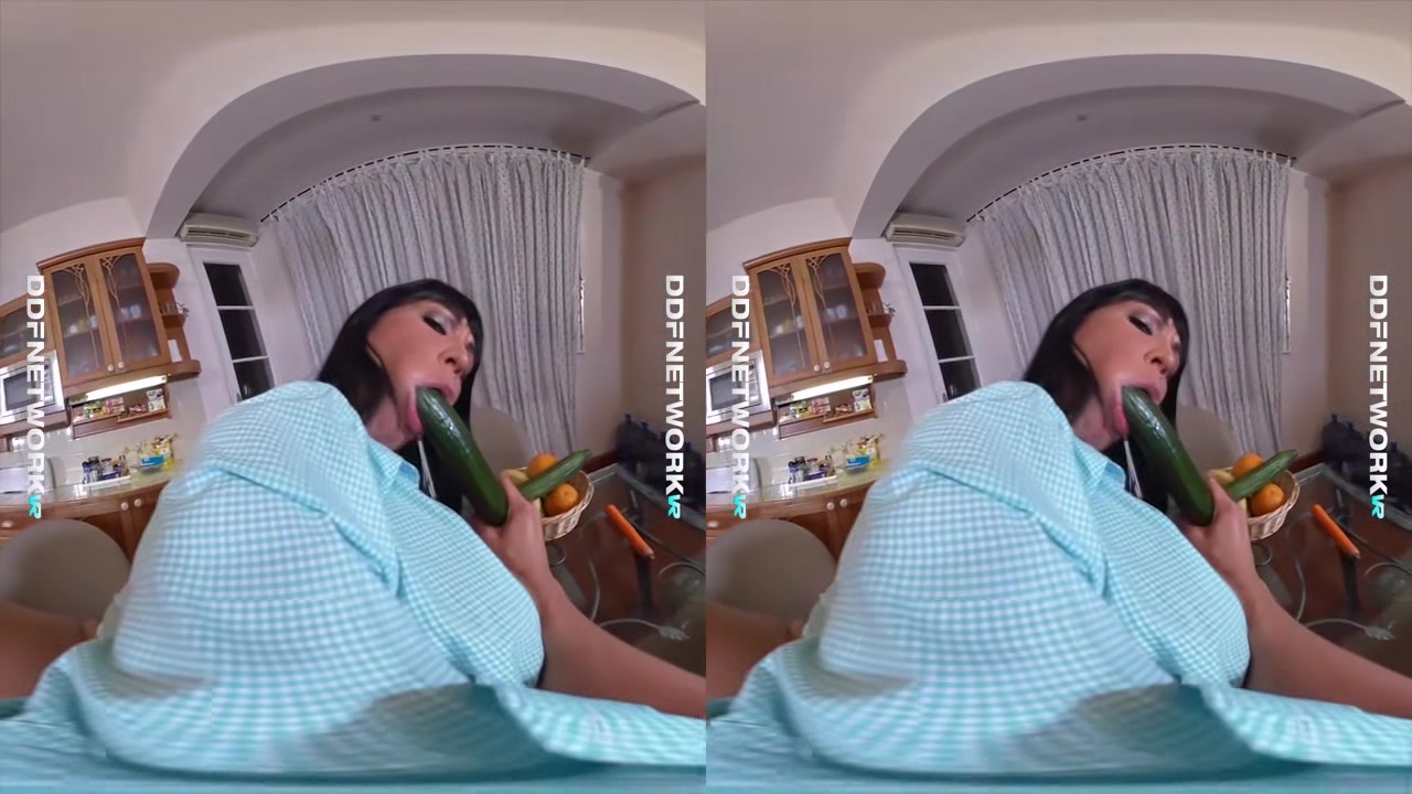 Carrot & Cucumber: Busty Babe Fucks Veggies in VR Porn