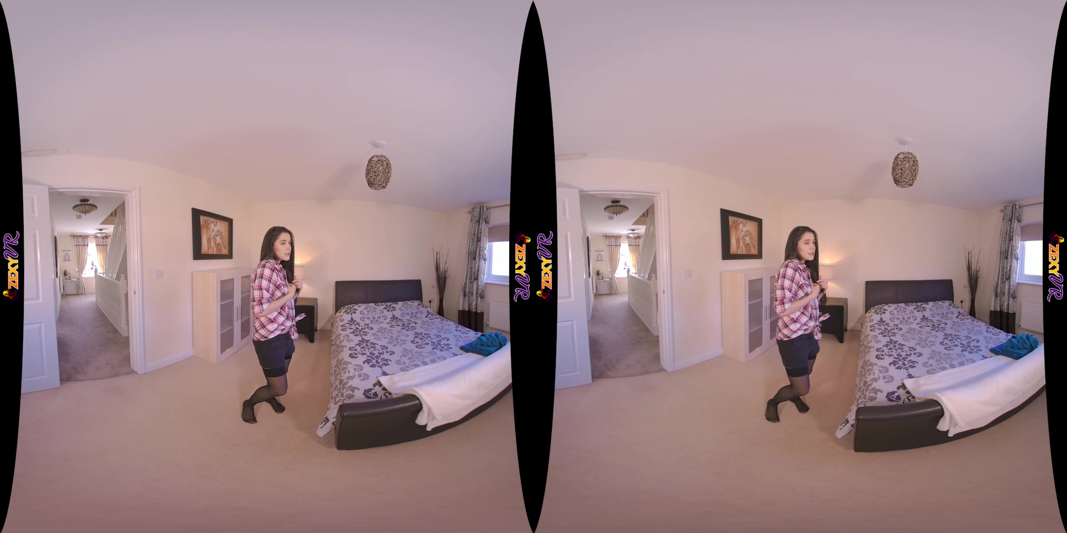 Strip Bargain featuring Ella Jay - ZexyVR