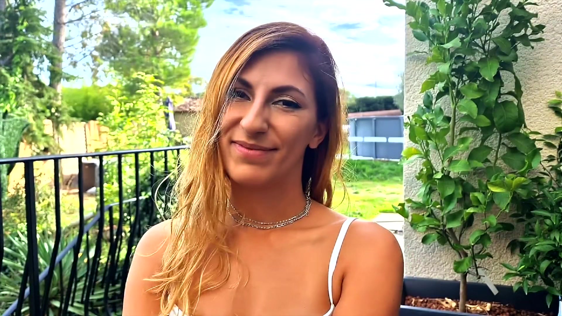 Stella, 29, in the heart of the matter!