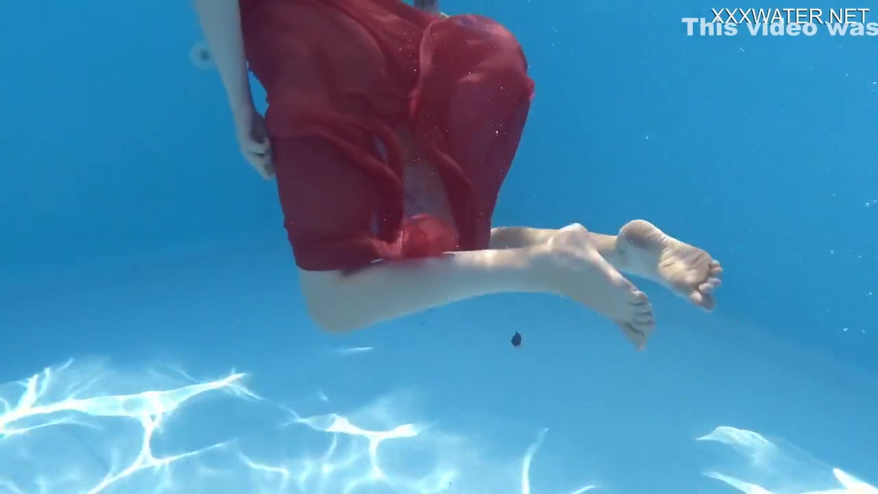 Mimi Cica - Swimming Pool Hot Erotics With Dressed Up
