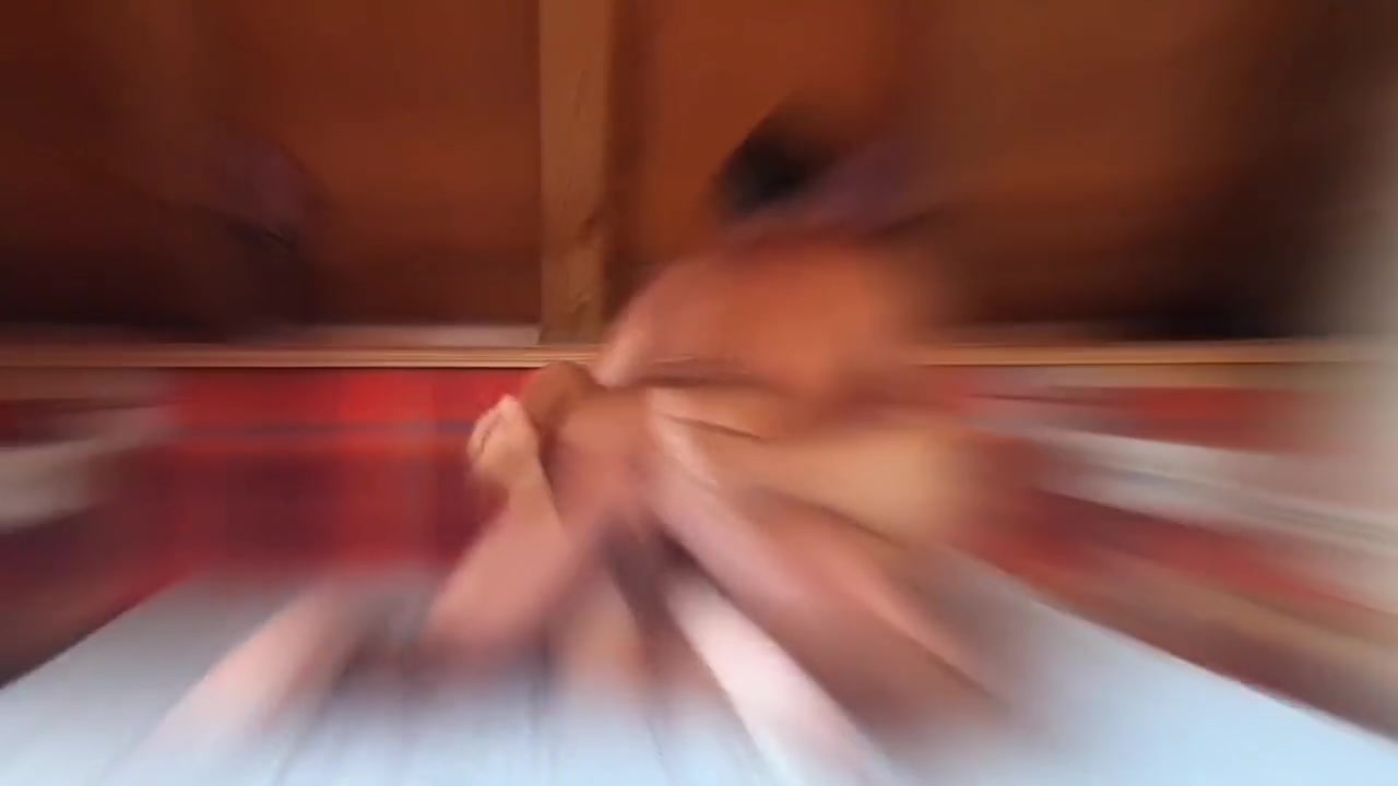 Selenas Naked Bed Games For Wake Up - Hot Milf