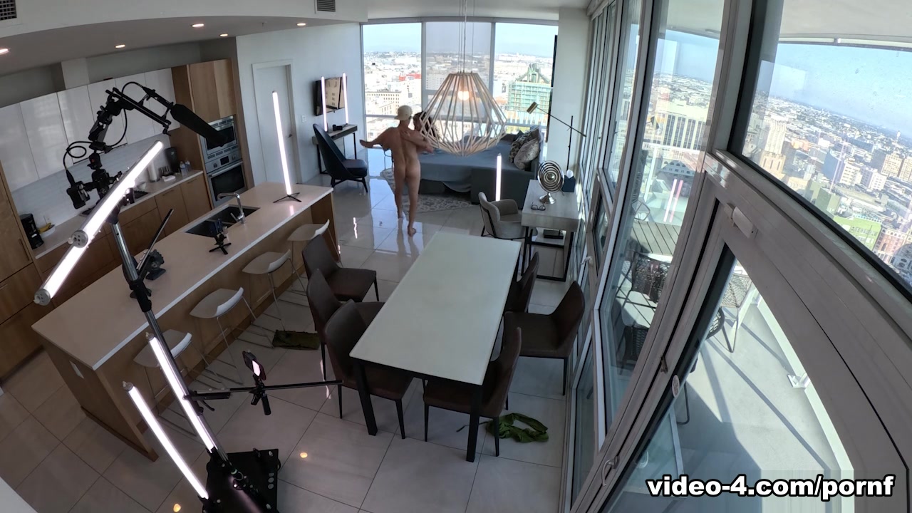 Madison & Isabella Nice in Play Nice! - Pornfidelity