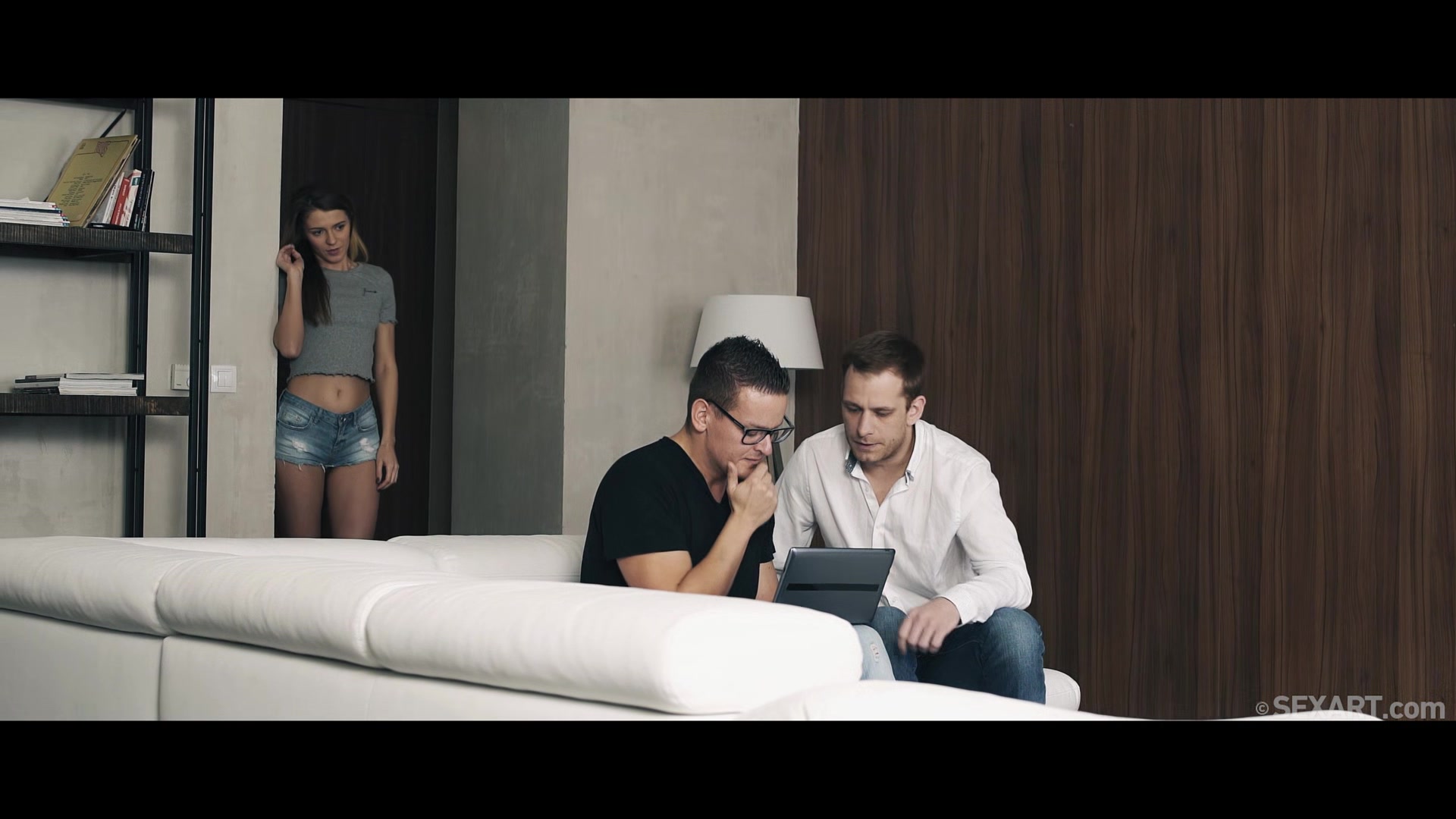 Go Away - Kalisy & Thomas Lee - SexArt