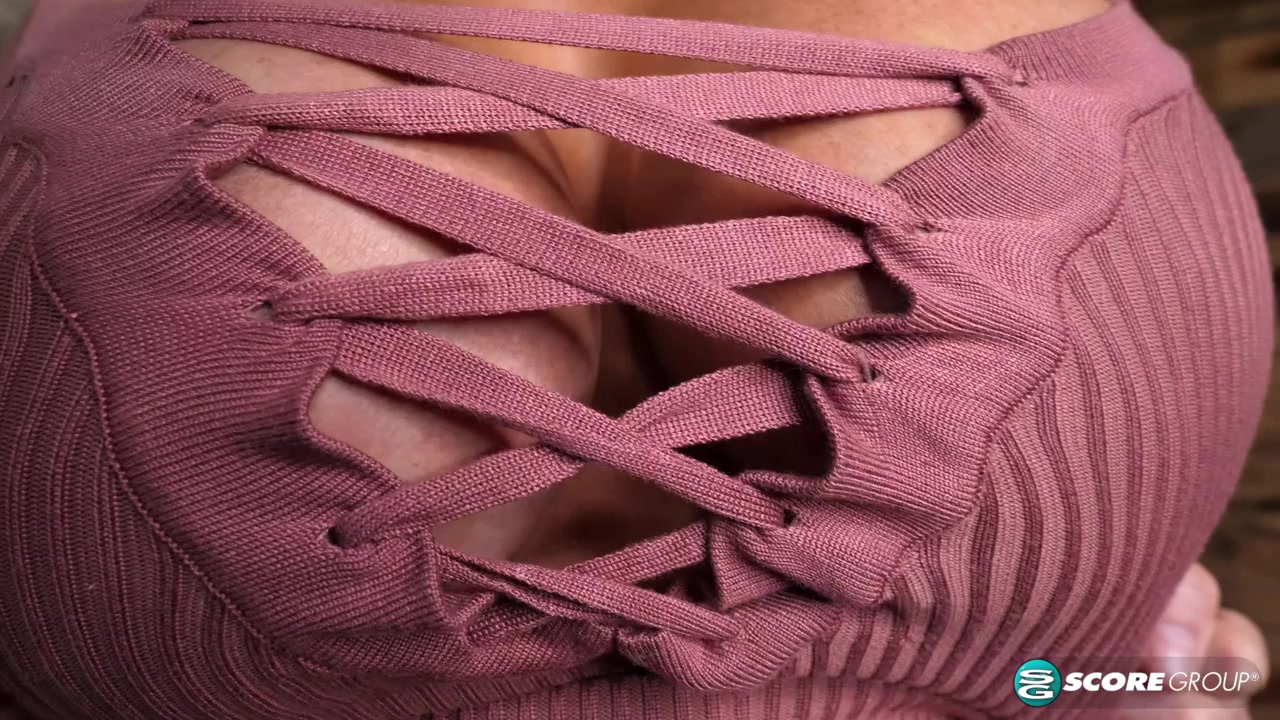 Deep in the butt of Alura Jenson