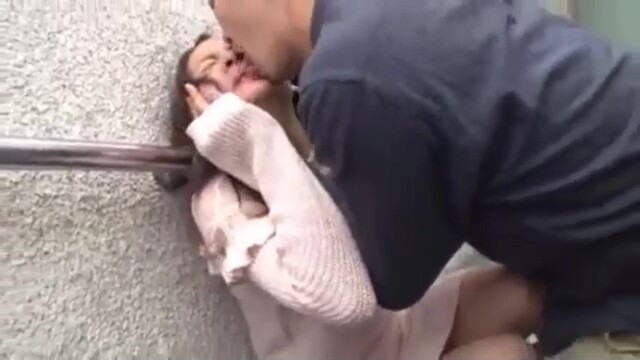 04734,Porn featuring lustful women